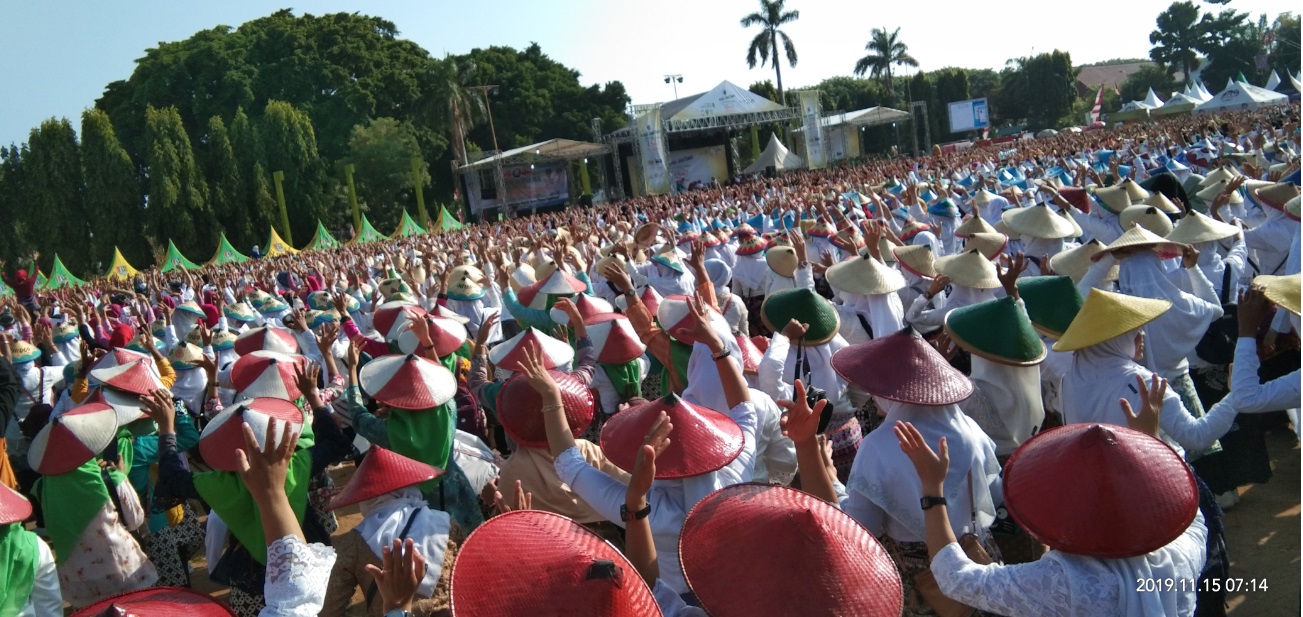 GEBYAR SENAM MASSAL AYO NING TUBAN DALAM RANGKA HARI JADI TUBAN KE-726